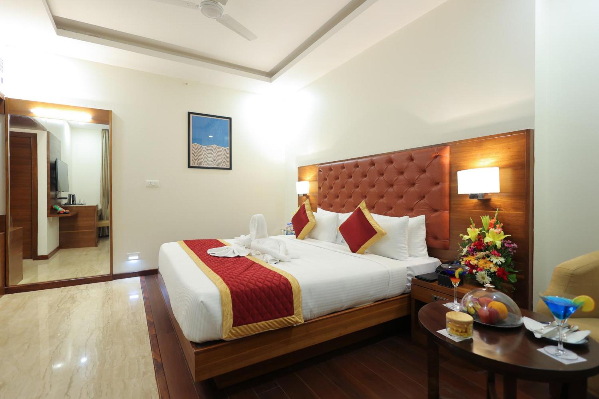 Icon Grand Hotel By Bhagini Bangalore Esterno foto