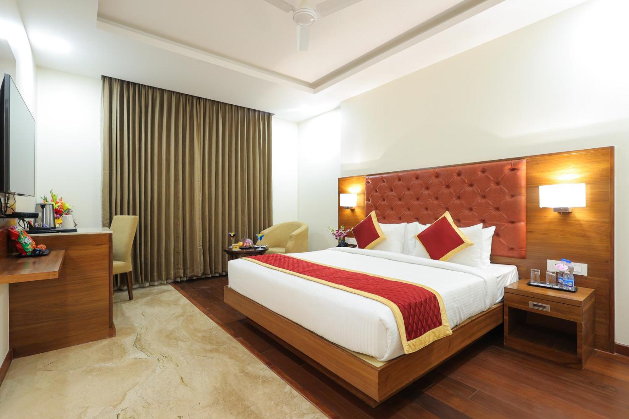 Icon Grand Hotel By Bhagini Bangalore Esterno foto