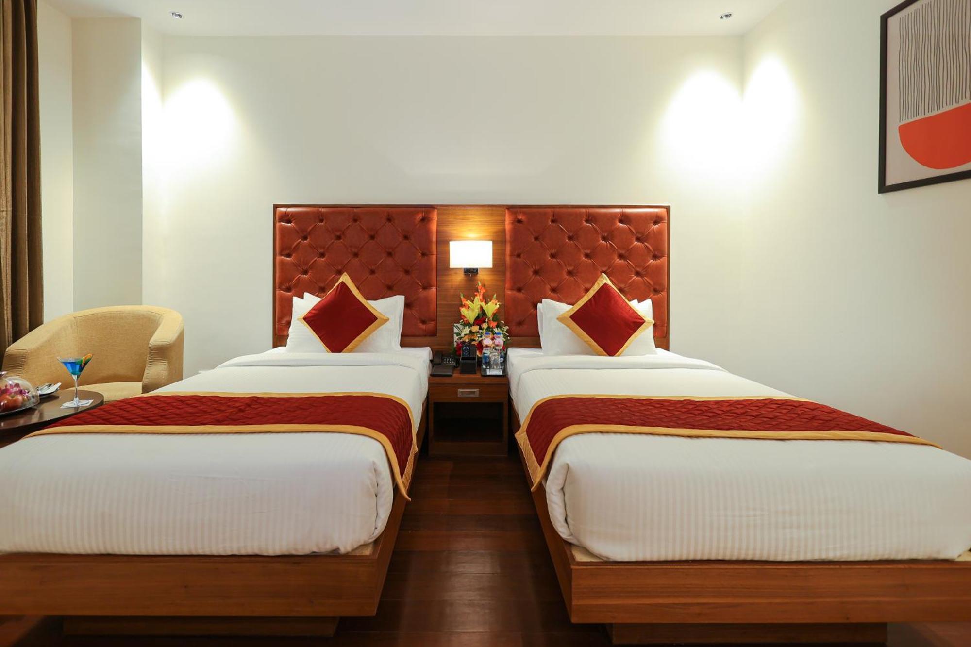 Icon Grand Hotel By Bhagini Bangalore Esterno foto