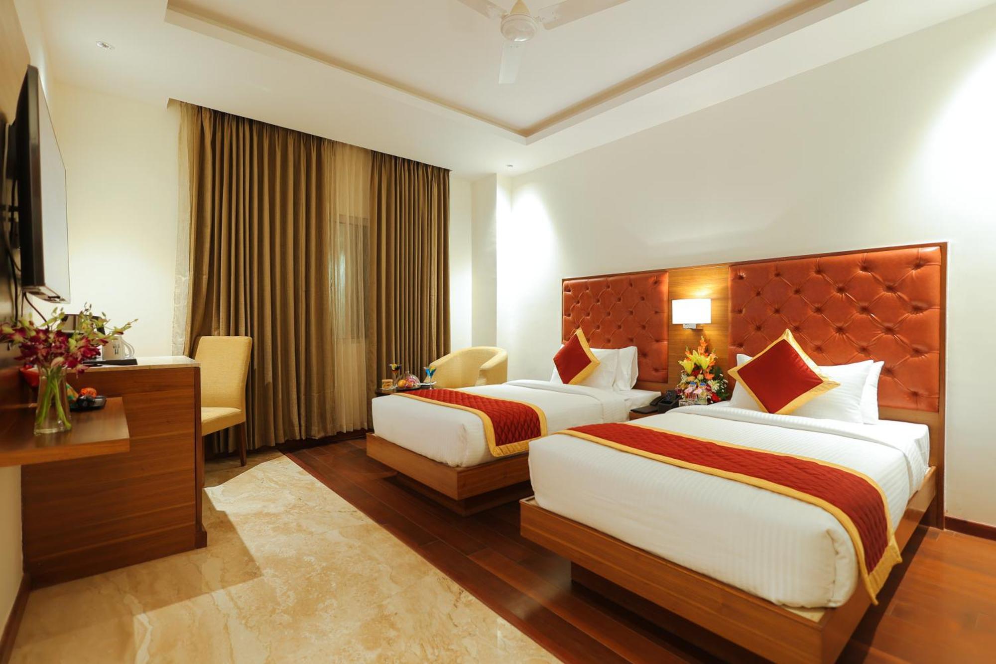 Icon Grand Hotel By Bhagini Bangalore Esterno foto